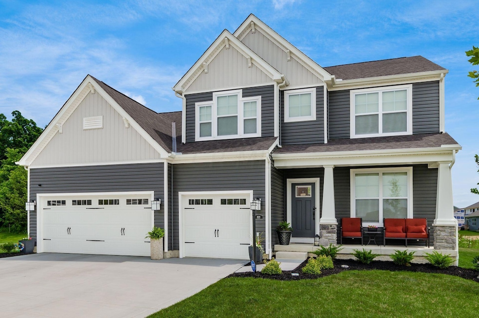 819 Forest Edge Ct, Marysville, OH 43040 - photo 1