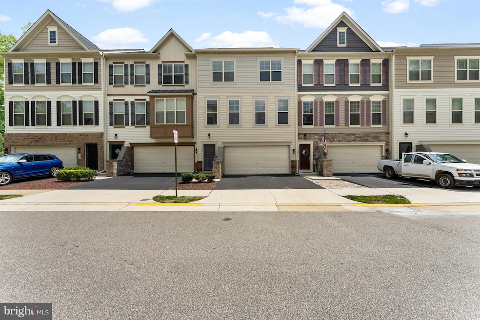 9006 Endicott Place, Lorton, VA 22079 - photo 1