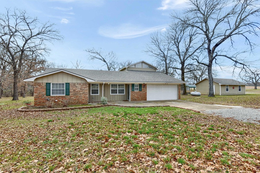 94 Esquire Dr, Denison, TX 75021 - photo 1