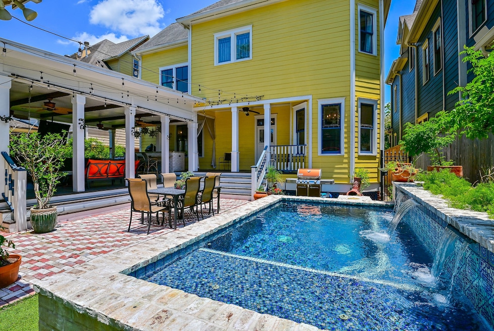 729 Oxford St, Houston, TX 77007 - photo 1