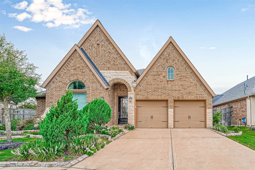 28103 Castle Park Ln, Fulshear, TX 77441 - photo 1