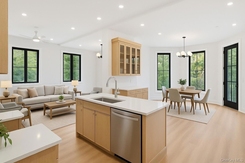 34 Clinton Ave unit 5D, Dobbs Ferry, NY 10522 - photo 1