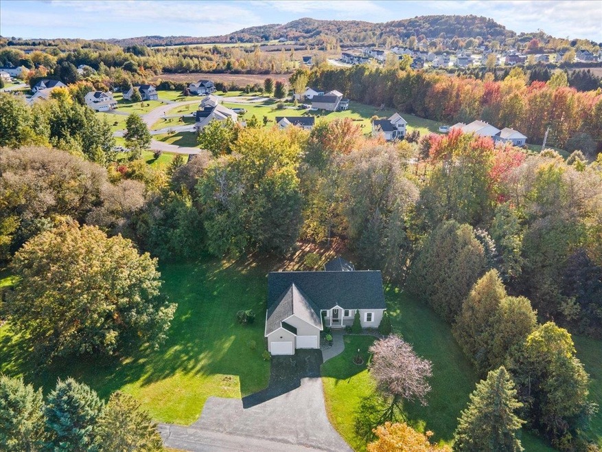 1 Heald Ln, Saint Albans, VT 05478 - photo 1