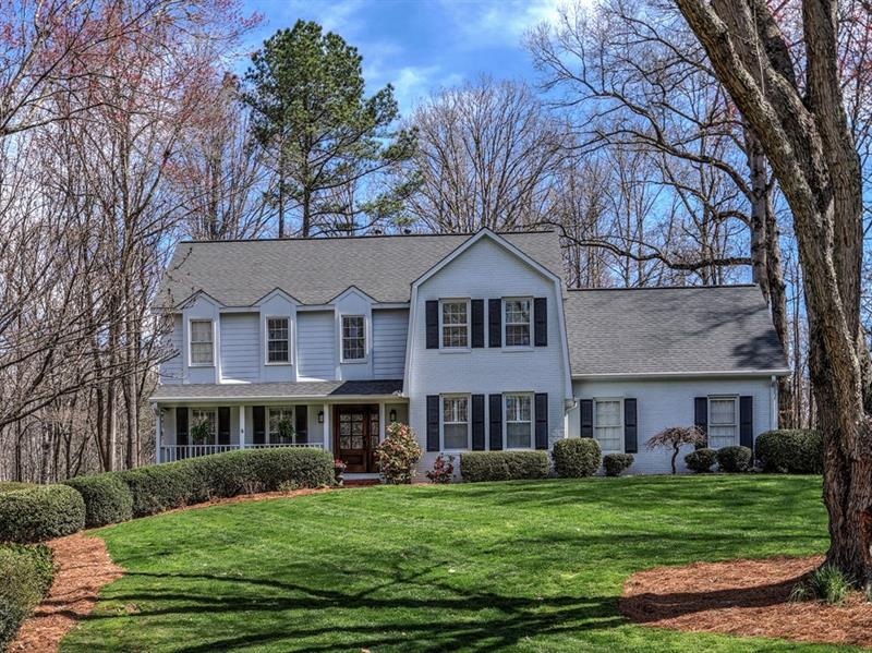 1498 Vanderbilt Way, Marietta, GA 30068 - photo 1