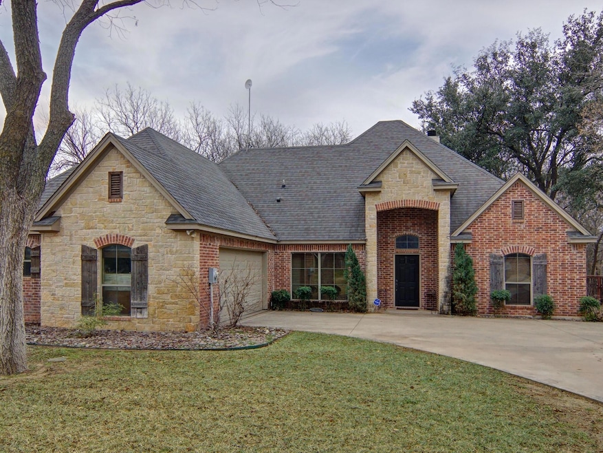 116 Lisa Leigh Ct, Weatherford, TX 76087 - photo 1