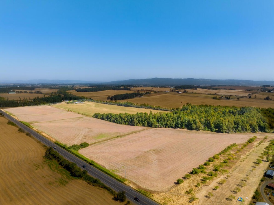 9470 Parker Rd - MLS -35