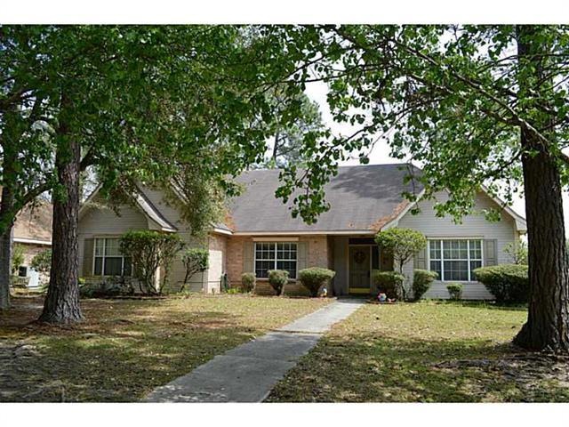 919 Cross Gates Blvd, Slidell, LA 70461 - photo 1