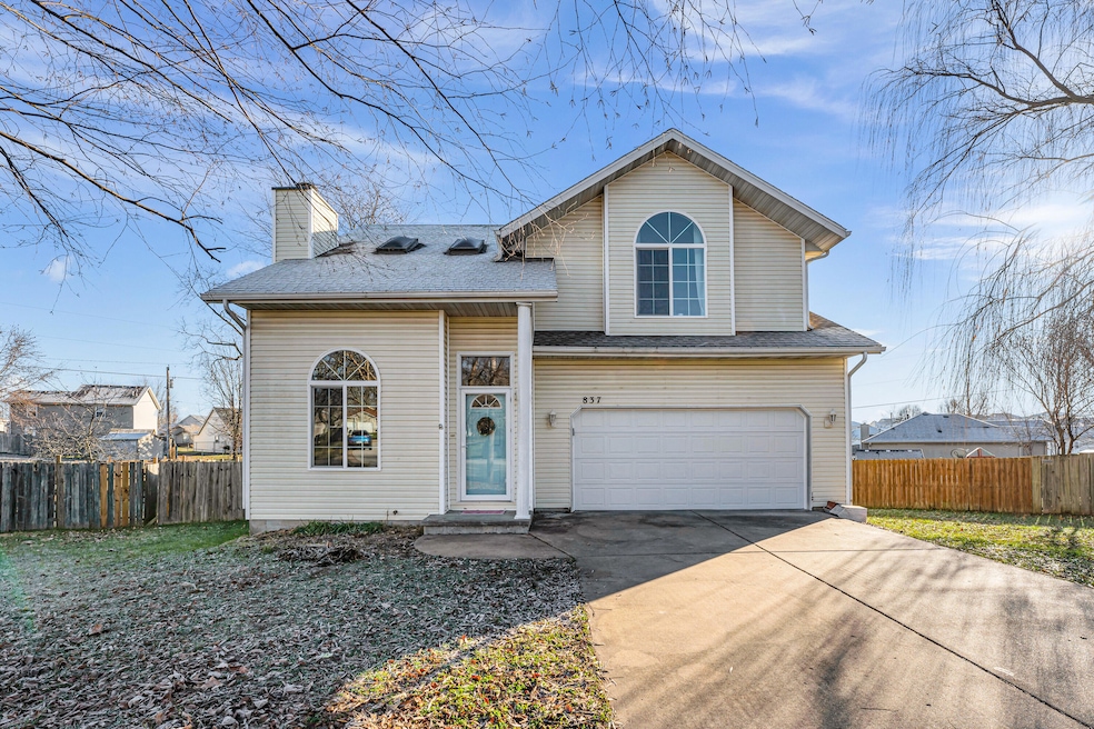 837 Hickory Nut