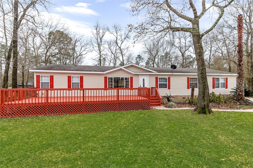 13632 Pinewood Village Dr, Conroe, TX 77302 - photo 1