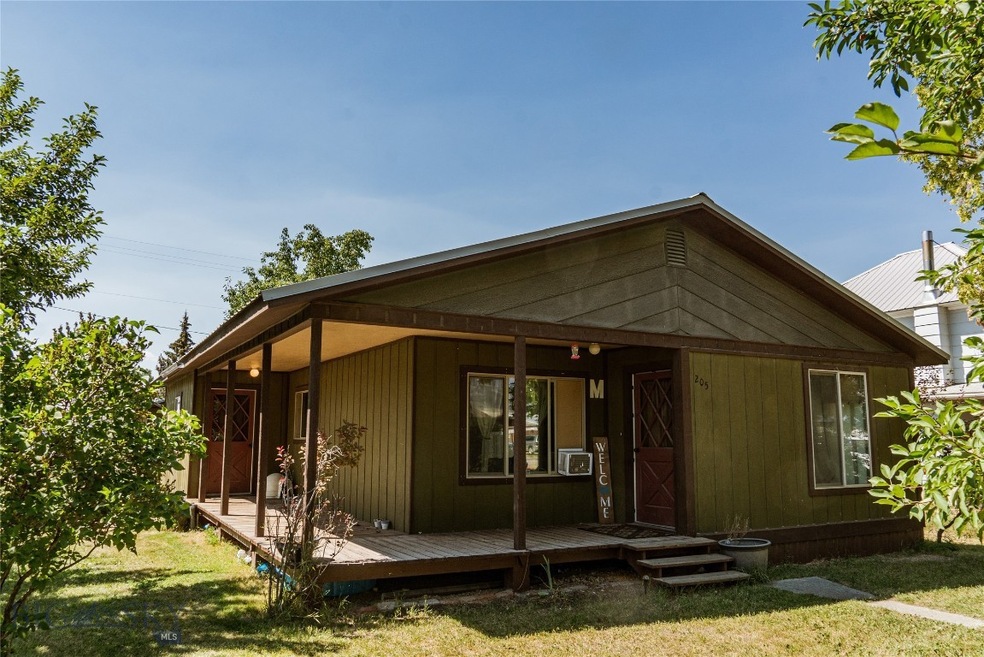 Sold • Co-Listing Agent