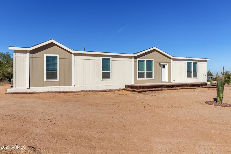 2318 S Nikki Ln S, Maricopa, AZ 85139 - photo 1