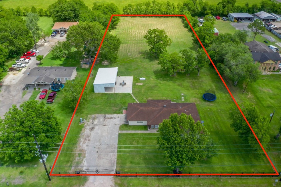 6703 Old Massey Ranch Rd, Pearland, TX 77584 - photo 1