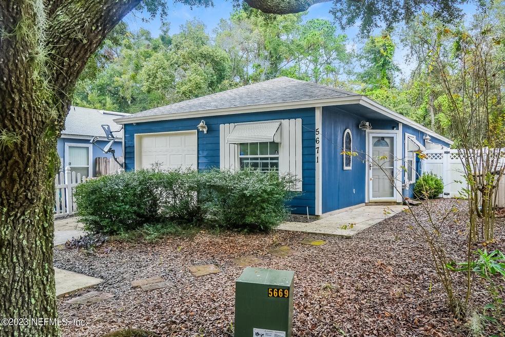 5671 Ellis Trace Dr, Jacksonville, FL 32205 - photo 1