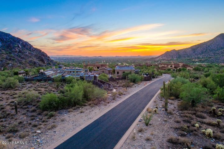 Views from front of homesite to Southwes