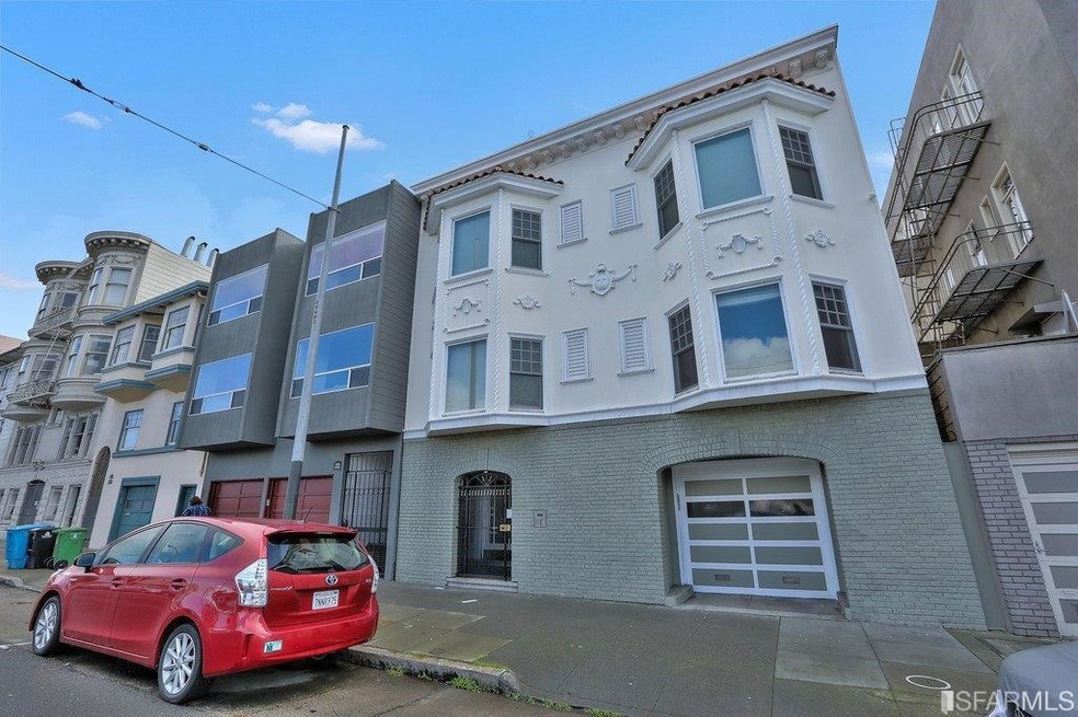 1777 Chestnut St, San Francisco, CA 94123 - photo 1