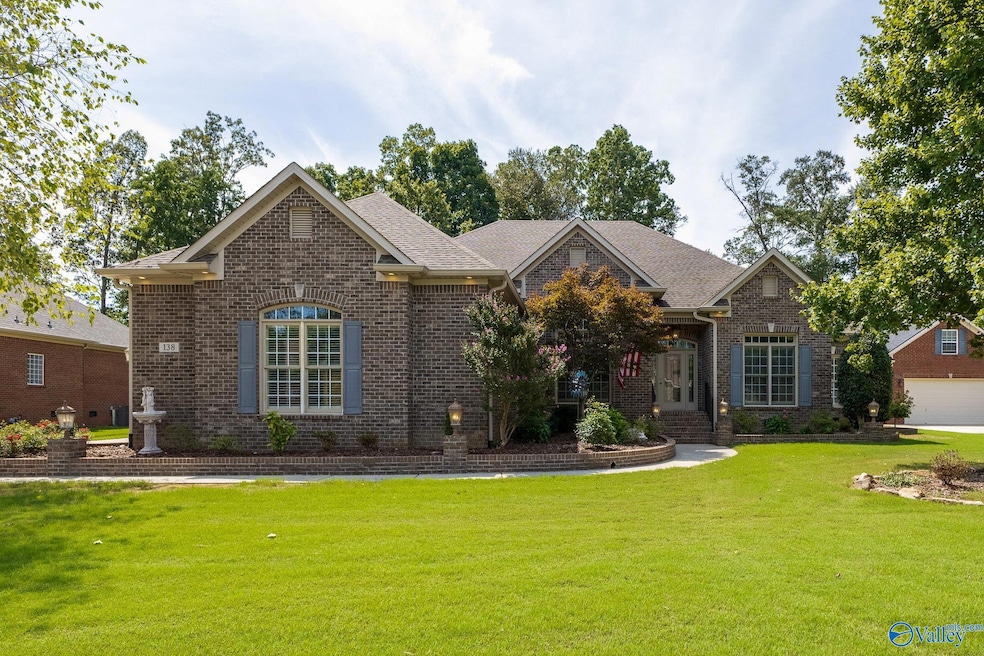 138 Holbrook Dr, Huntsville, AL 35806 - photo 1