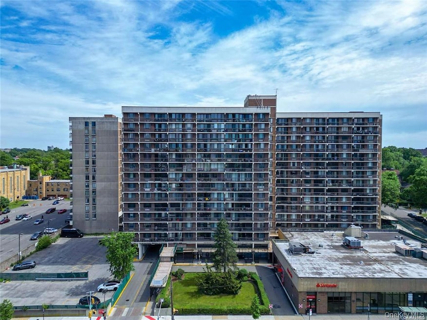 Village Mall at Hillcrest unit Phg, Flushing, NY 11367 - photo 1