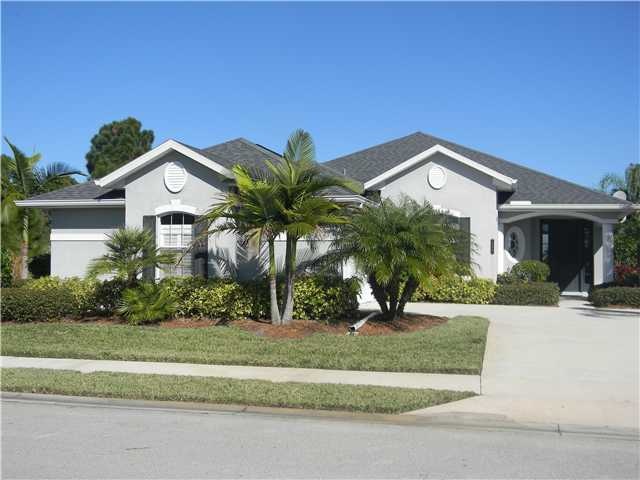 Exterior Front. New to Market - 3/2/2 w/4  Extende