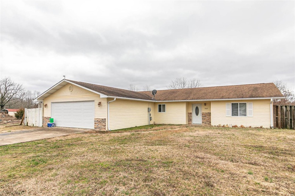 3605 Palm Tree Dr, Poplar Bluff, MO 63901 - photo 1