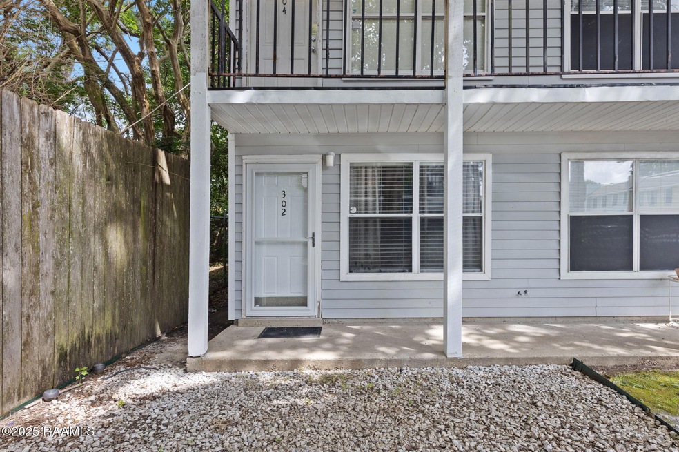 310 Ella St unit 302, Lafayette, LA 70506 - photo 1