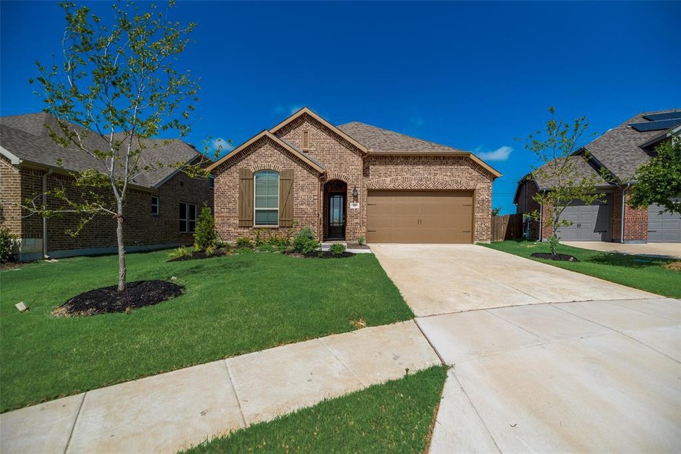 405 Yellowstone Dr, Celina, TX 75009 - photo 1