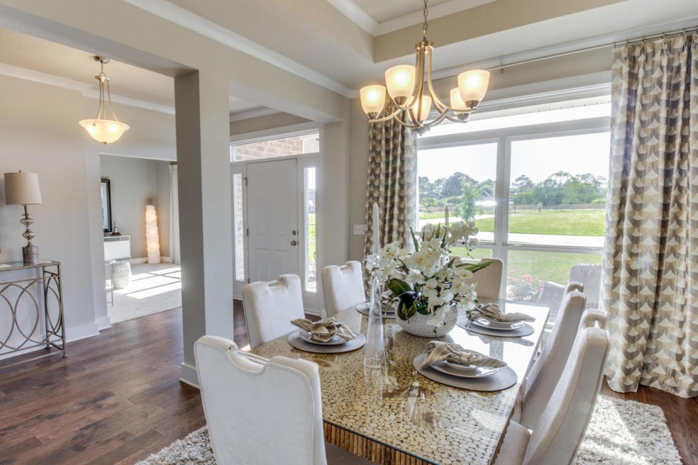 mckenzie formal diningroom