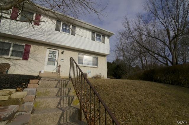 6280 Glen Ct, Germansville, PA 18053 - photo 1