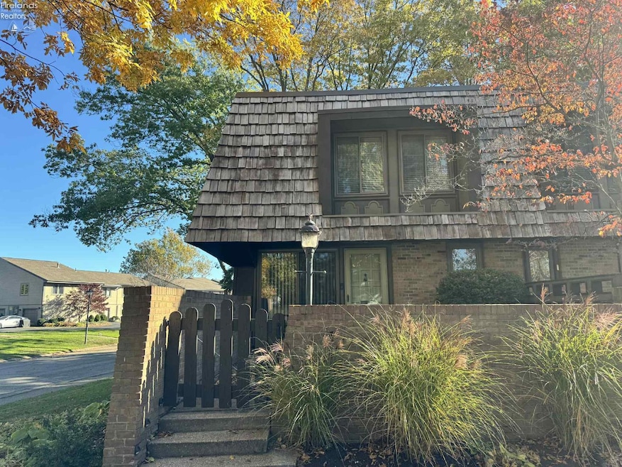 1100 By-The-shores Dr unit 1, Huron, OH 44839 - photo 1