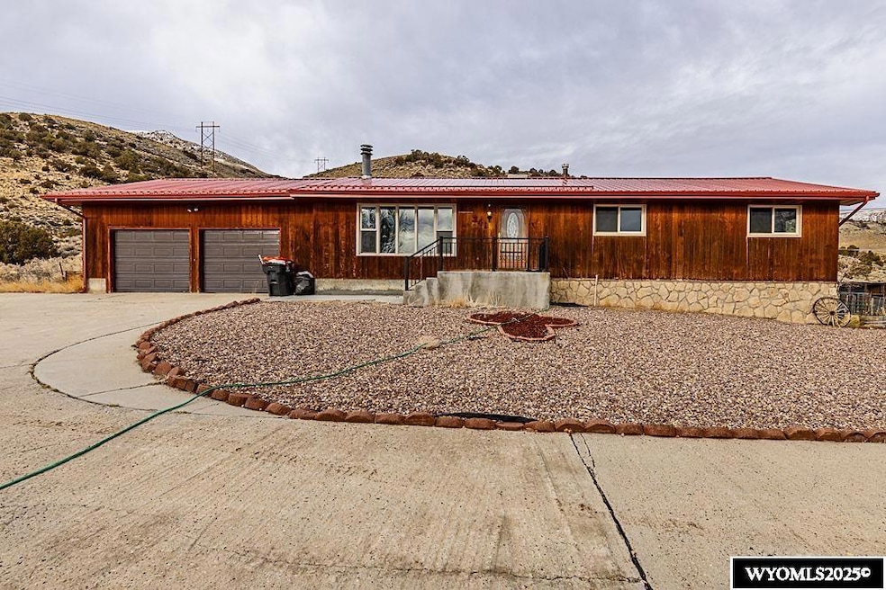 241 Antelope Dr, Rock Springs, WY 82901 - photo 1