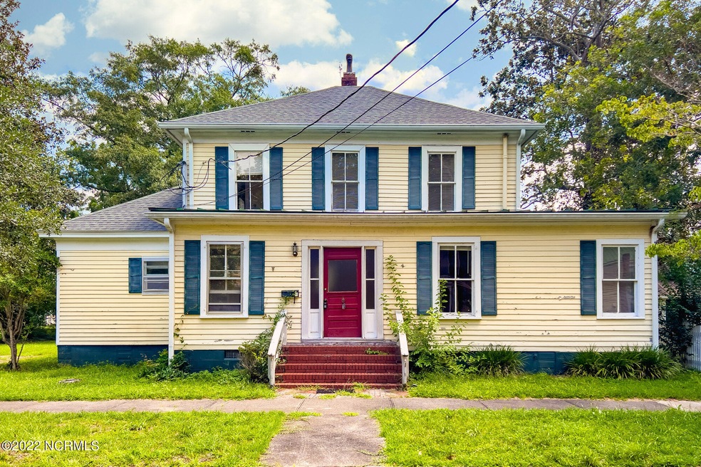 1206 N Pasteur St, New Bern, NC