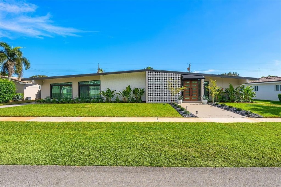 unlisted-address, Hollywood, FL 33021 - photo 1