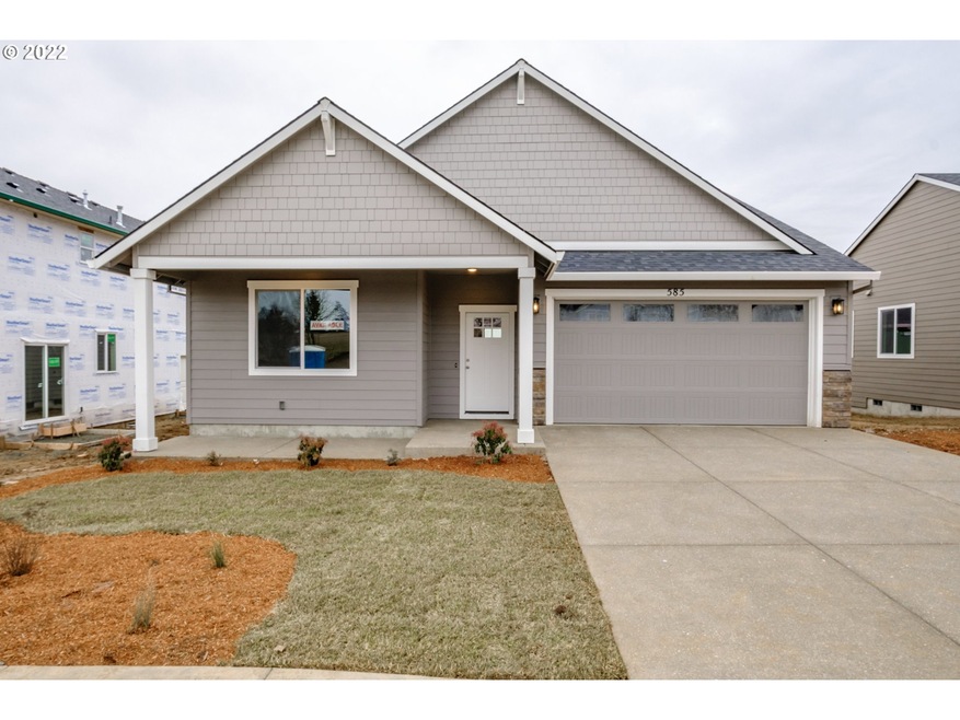 585 NE Fern Ave, Dallas, OR 97338 - photo 1