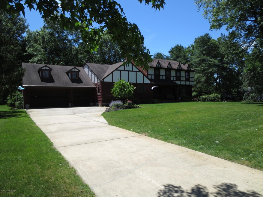 185 Richdale Rd, Colts Neck, NJ 07722 - photo 1