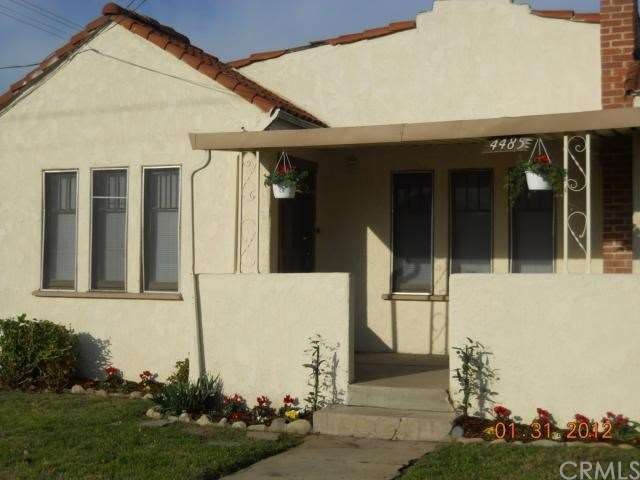 Front of home with Great porch!!! 