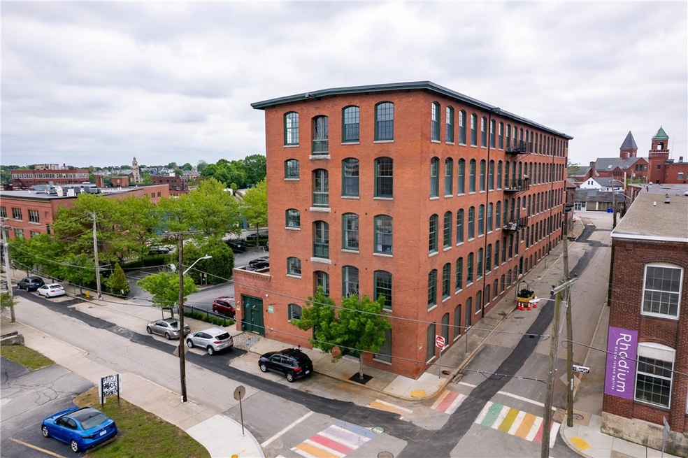 28 Bayley St unit 304, Pawtucket, RI 02860 - photo 1