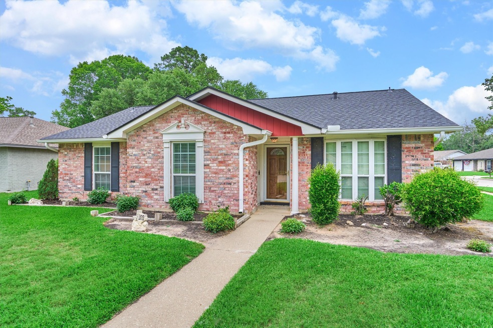 Sold • Co-Listing Agent