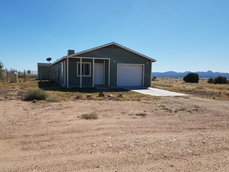 361 E Ahonen Rd, Paulden, AZ 86334 - photo 1