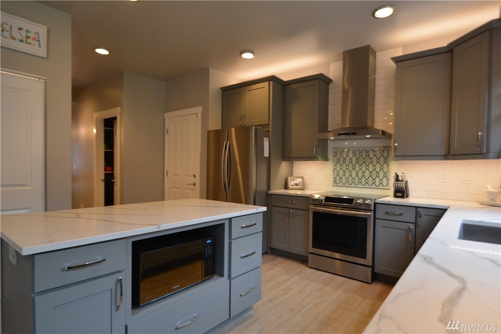 6233 62nd Stct W, University Place, WA 98467 - photo 1