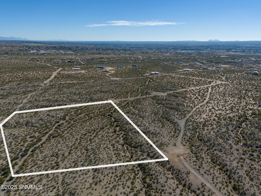 2435 Eclipse Rd unit Lot 16, Las Cruces, NM 88012 - photo 1