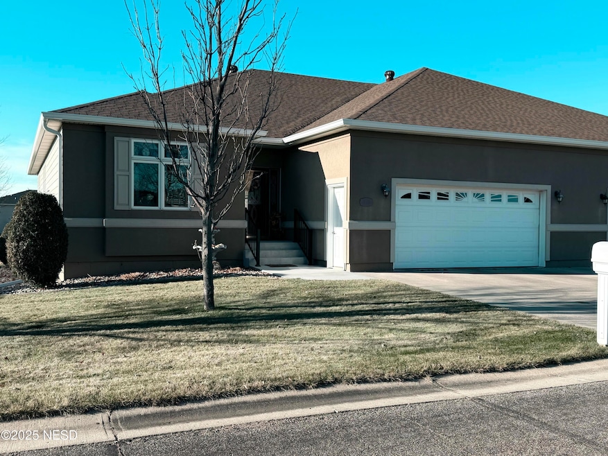 1625 Northridge Dr unit 214, Watertown, SD 57201 - photo 1