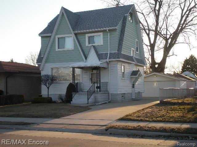 SUCH CURB APPEAL