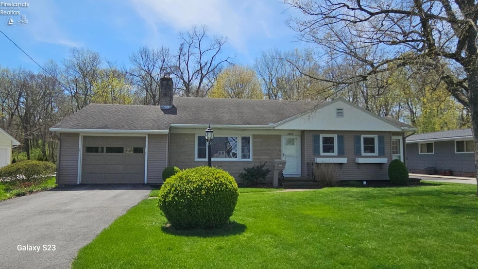 For Sale $499,000