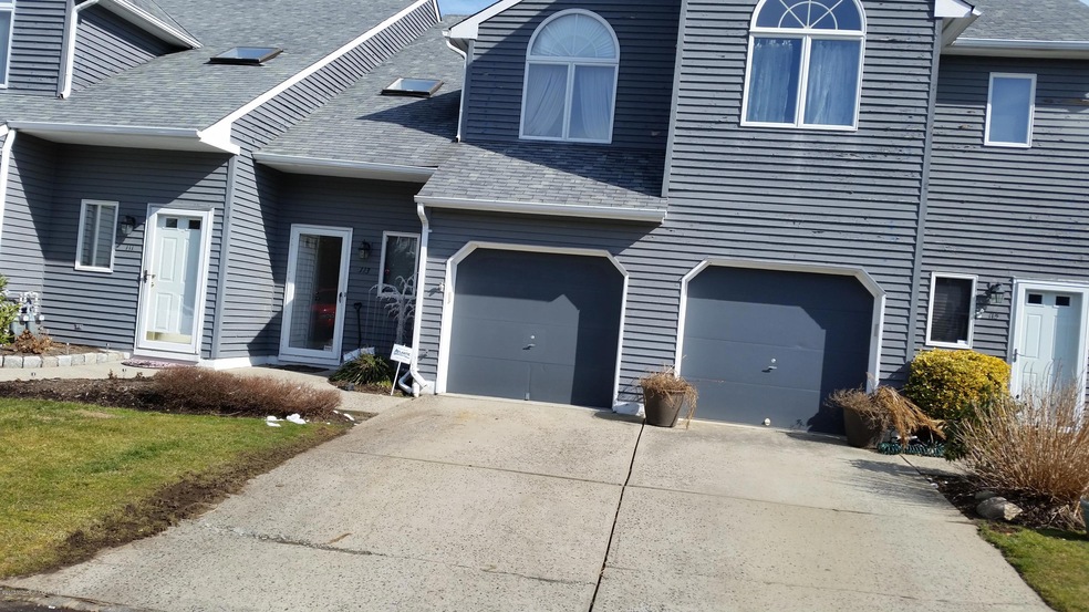 113 Shore Dr, Long Branch, NJ 07740 - photo 1