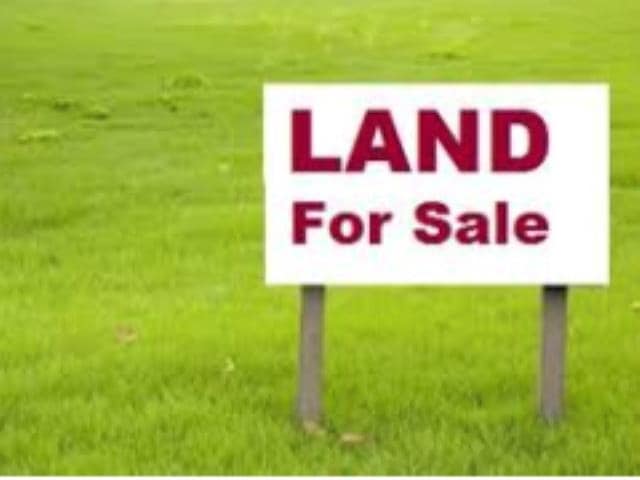 For Sale $8,900 • Co-Listing Agent