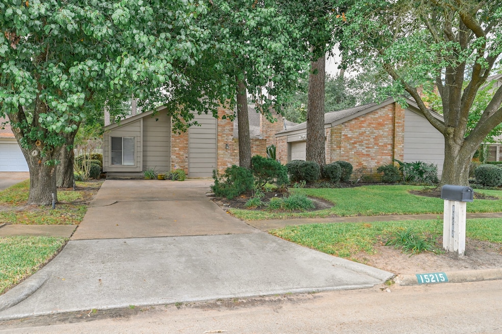 15215 Willow Branch Dr, Houston, TX 77070 - photo 1