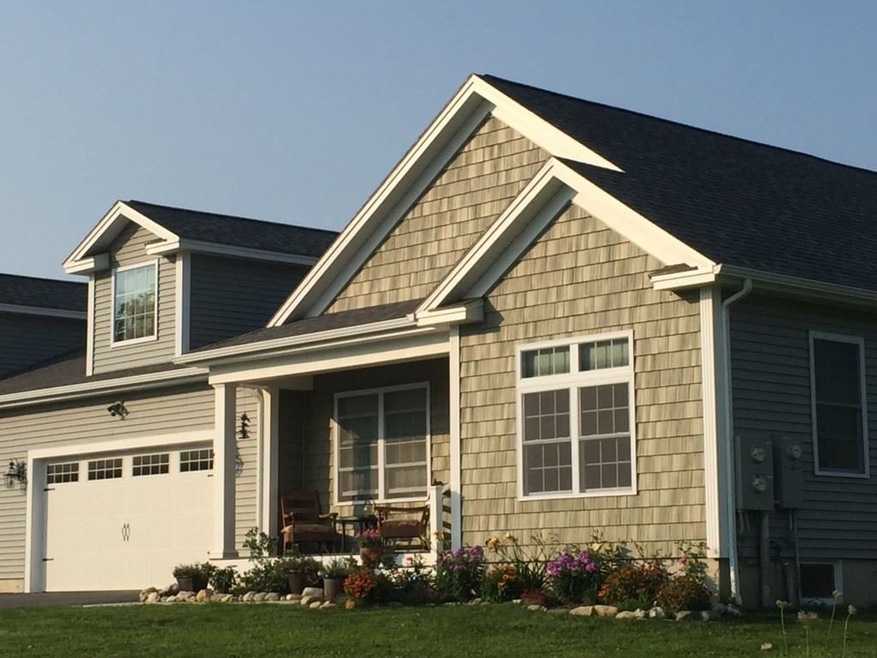 285 Sadlar Meadow Rd, Richmond, VT 05477 - photo 1