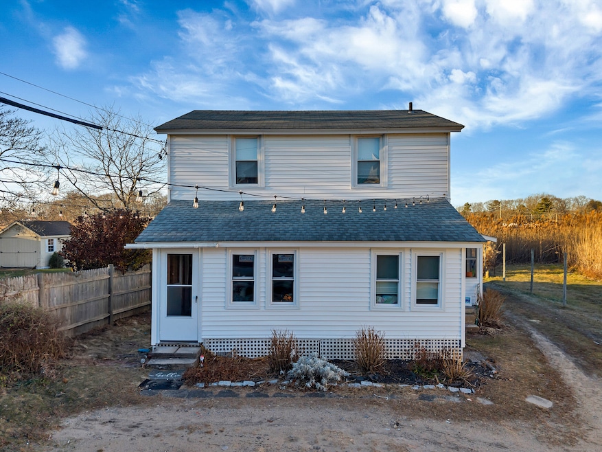 176 Shore Rd, Clinton, CT 06413 - photo 1