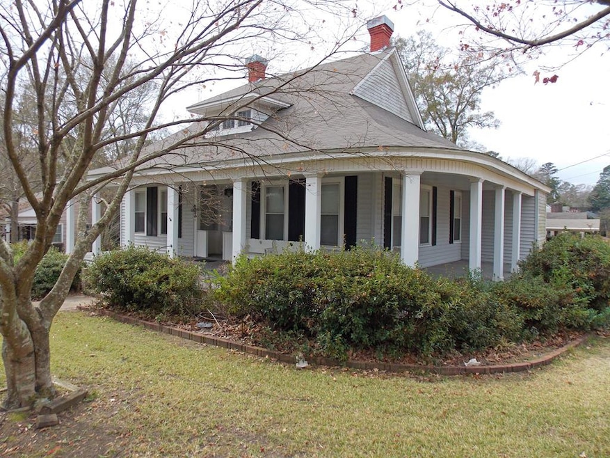 229 N James Ave, McComb, MS 39648 - photo 1