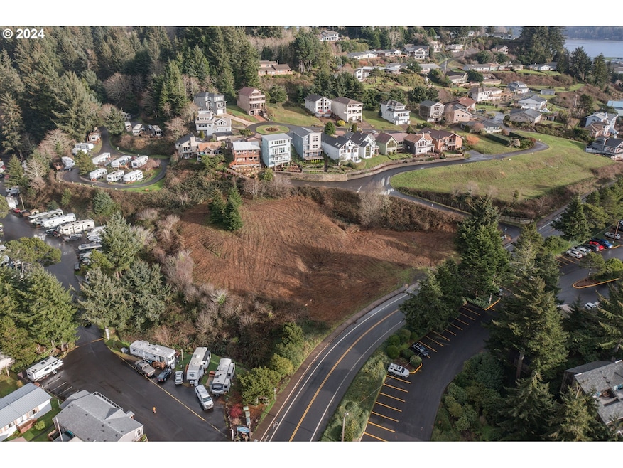 1005 SE Bay Blvd, Newport, OR 97365 - photo 1