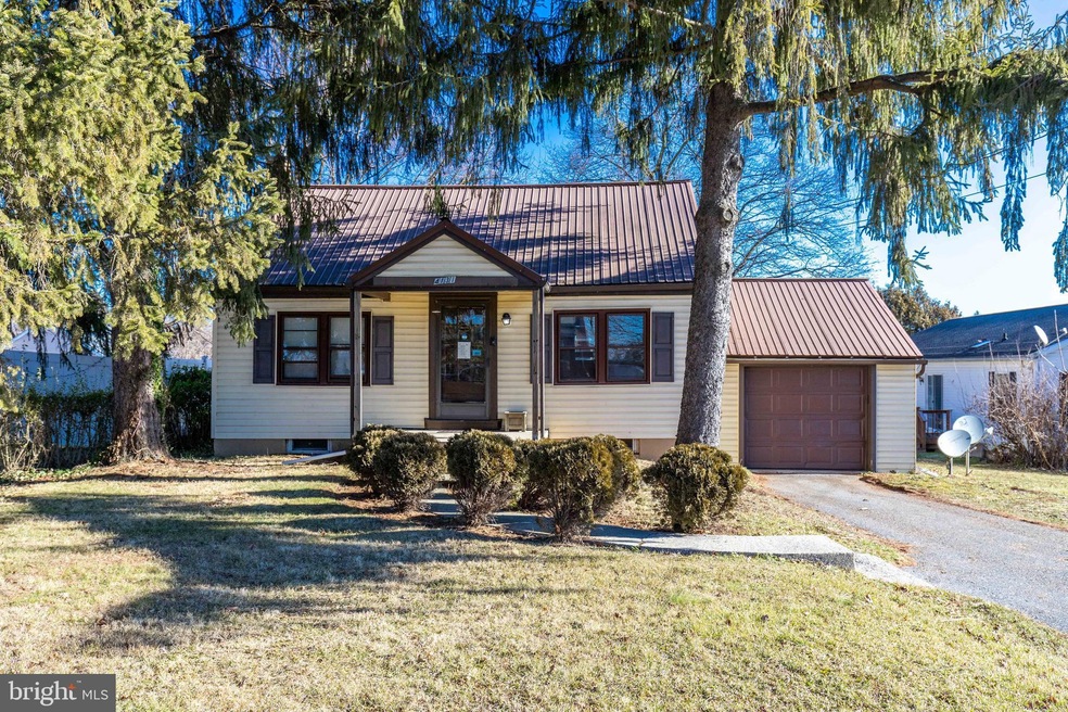 4131 Horseshoe Pike, Honey Brook, PA 19344 - photo 1